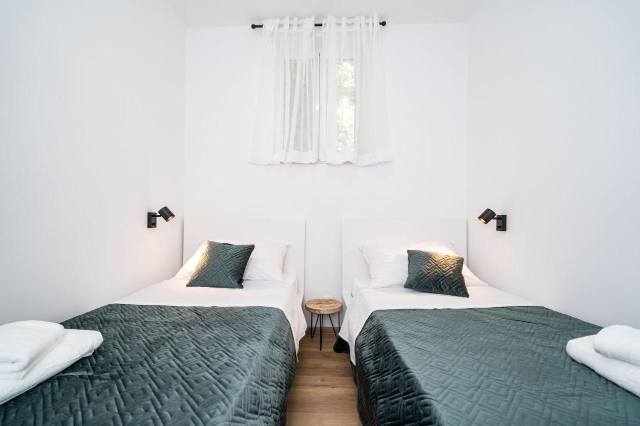 Apartments Nina & Paula - Apartment Nina Stikovica Ngoại thất bức ảnh