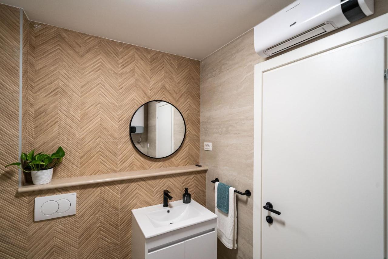 Apartments Nina & Paula - Apartment Nina Stikovica Ngoại thất bức ảnh